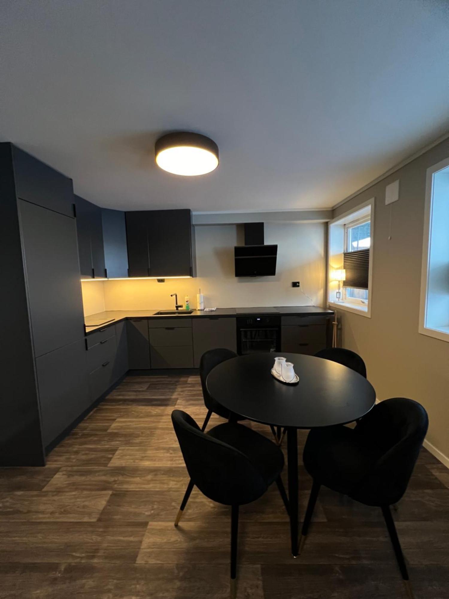 Your Home Away From Home, Apartment 1 Tromsø Exterior foto